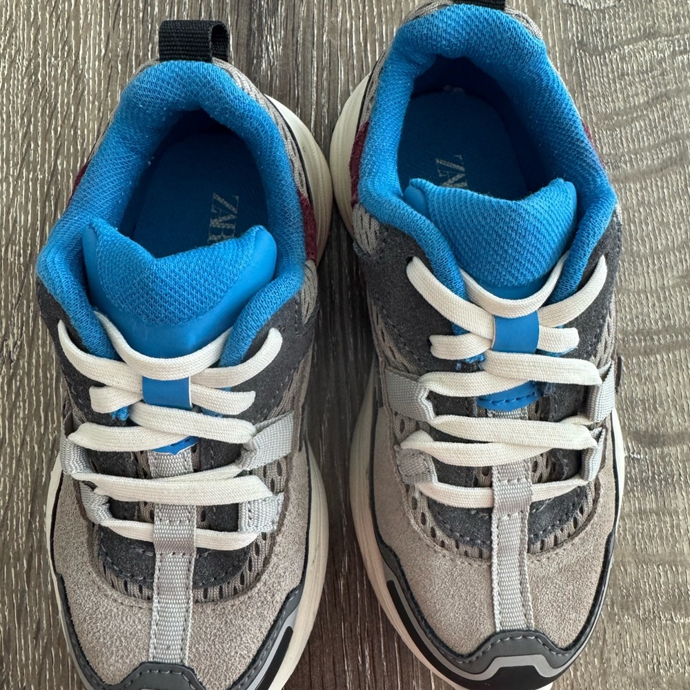 Zara Kids Sneakers 9.5C